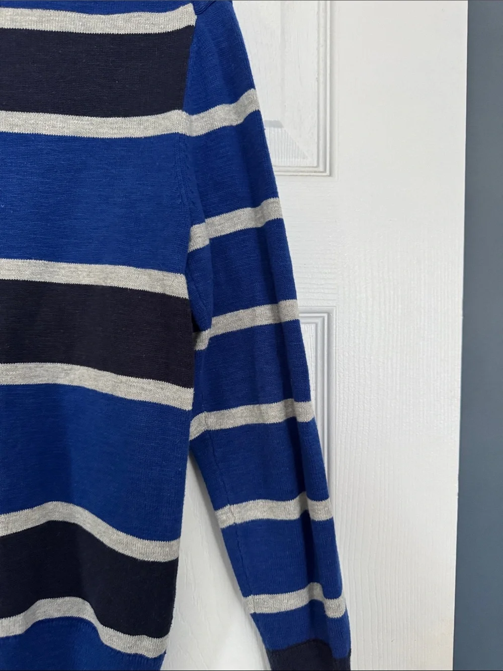 GAP boys xl 12 Royal Blue Striped Crewneck Sweater